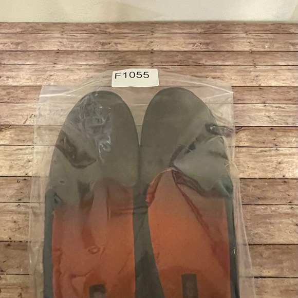 Crocs AnyWeather Womens 10 Suede Loafer Leather Comfort Slip On Shoe Brown - Picture 12 of 12